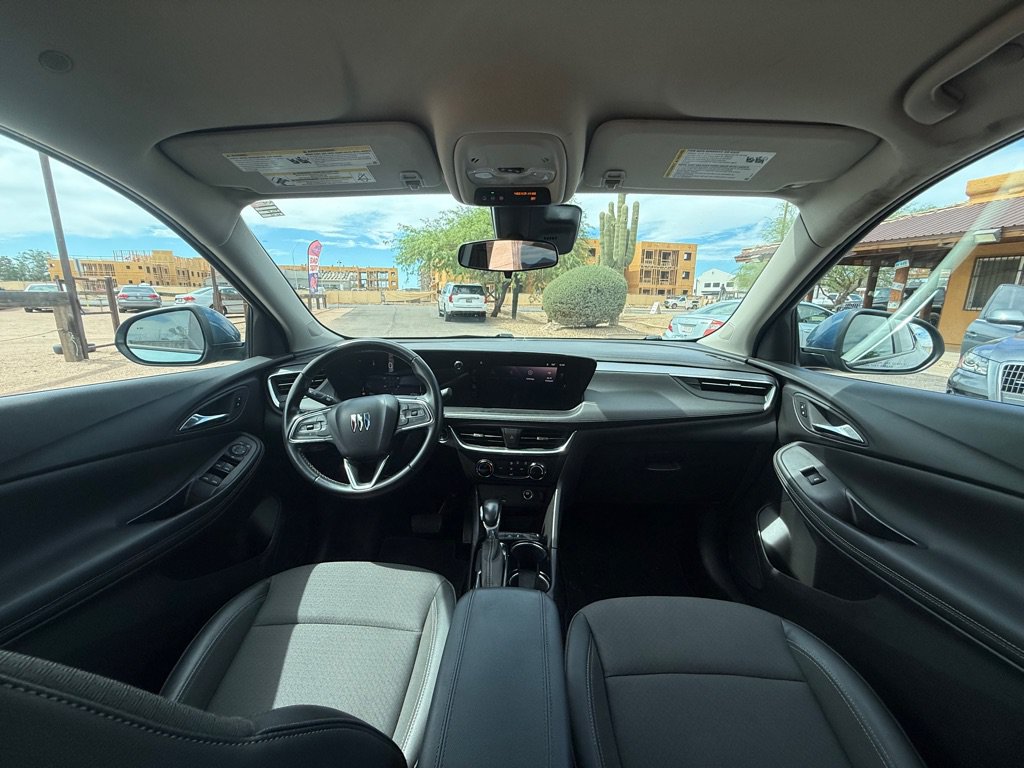 Used 2024 Buick Encore GX Preferred FWD image 17