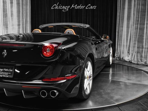 Used 2016 Ferrari California T RWD image 44