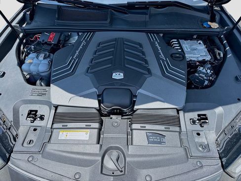 Used 2024 Lamborghini Urus Performante image 33