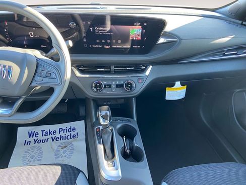 New 2026 Buick Envista Preferred image 11