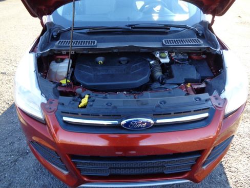 Used 2014 Ford Escape SE image 25