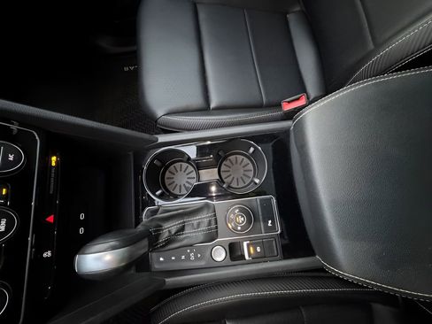 Used 2021 Volkswagen Atlas Cross Sport SEL image 23