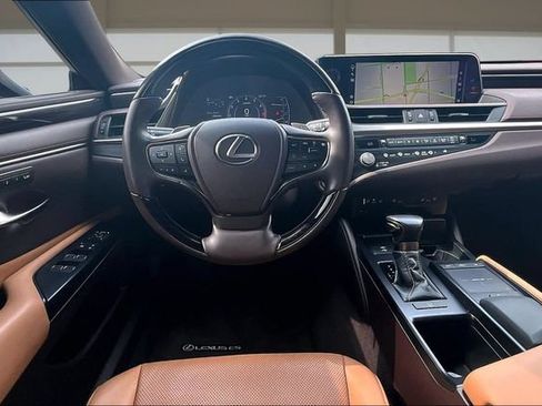 Used 2021 Lexus ES 350 w/ Premium Package FWD image 5