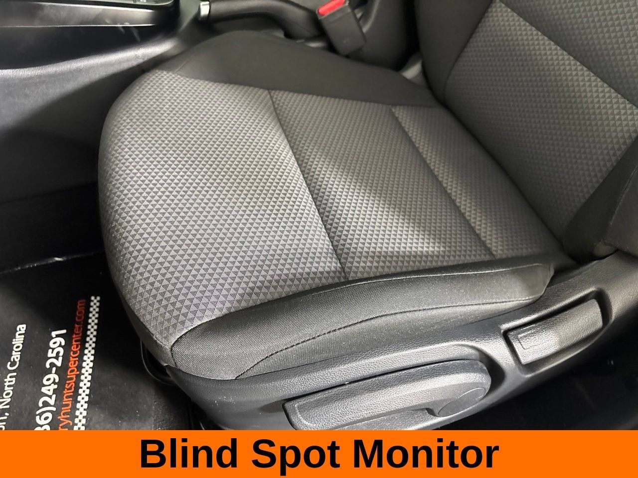 Used 2025 Kia Soul LX w/ LX Technology Package FWD image 11
