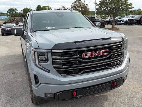 Used 2025 GMC Sierra 1500 AT4 w/ AT4 Premium Package AWD/4WD image 1