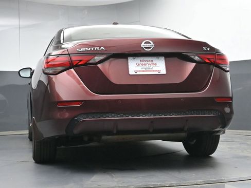 Used 2022 Nissan Sentra SV image 24