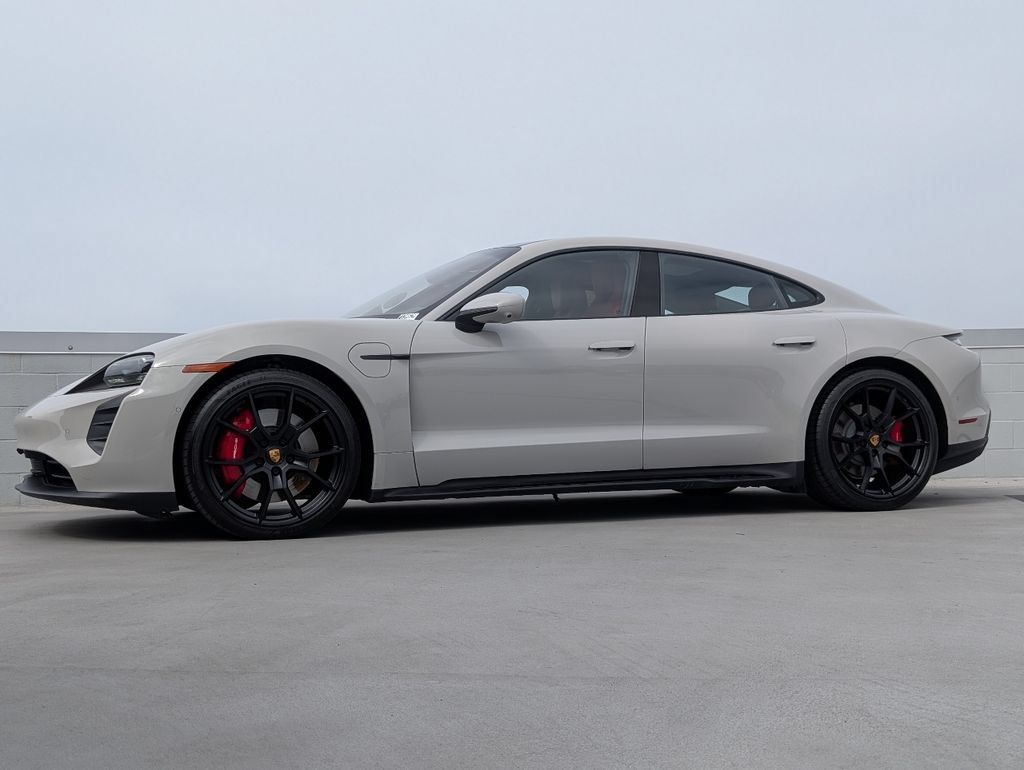 Certified 2024 Porsche Taycan GTS AWD/4WD image 2
