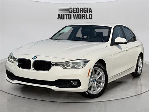Used 2018 BMW 320i Sedan image 6