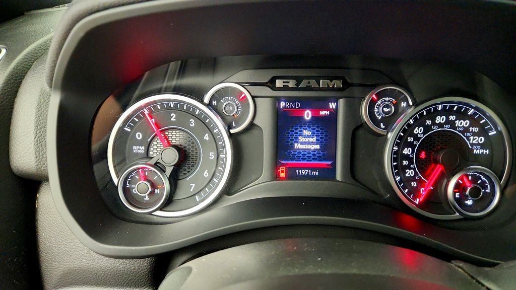 Used 2026 RAM 2500 Big Horn AWD/4WD image 14