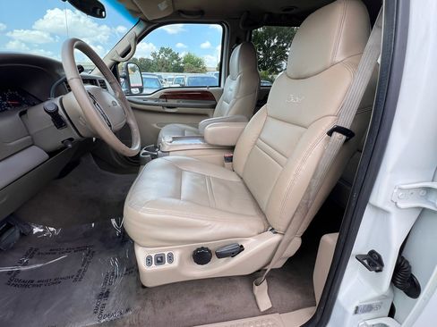 Used 2001 Ford Excursion Limited image 14