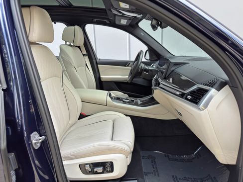 Used 2024 BMW X5 M60i w/ Executive Package AWD/4WD image 16