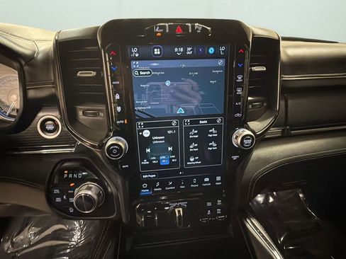 Used 2022 RAM 1500 Limited AWD/4WD image 15