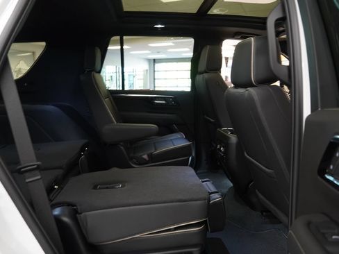 New 2025 Chevrolet Tahoe Premier w/ Sun And Tow Package AWD/4WD image 37