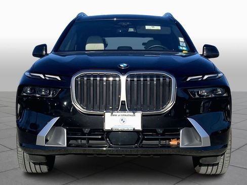 Certified 2025 BMW X7 xDrive40i image 3