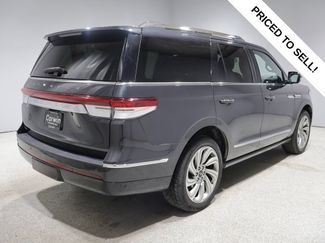 Used 2022 Lincoln Navigator Reserve AWD/4WD video 2