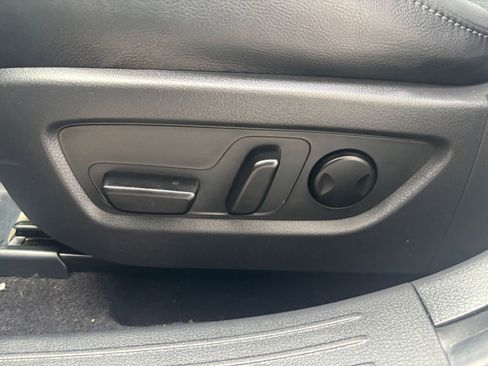 Used 2025 MAZDA CX-50 2.5 Hybrid w/ Premium Plus Pkg image 22