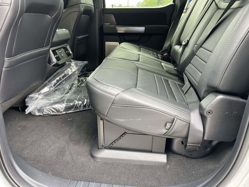 New 2026 Ford F250 Platinum AWD/4WD image 9