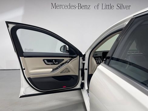Used 2023 Mercedes-Benz S 500 4MATIC image 17