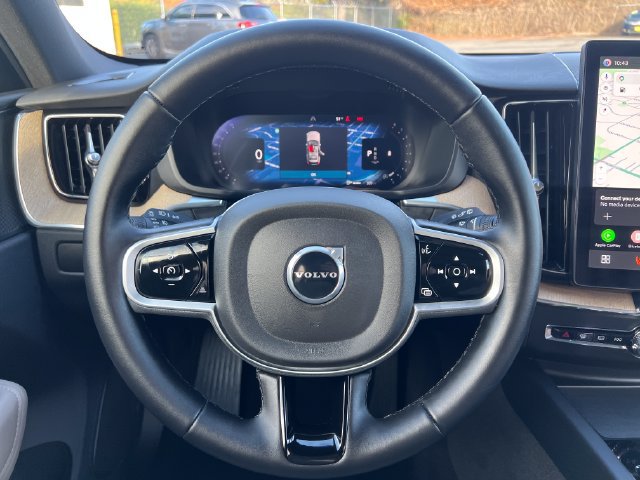 Used 2026 Volvo XC60 B5 Plus AWD/4WD image 18