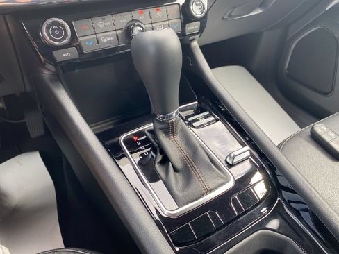 Used 2022 Jeep Compass Limited AWD/4WD image 30