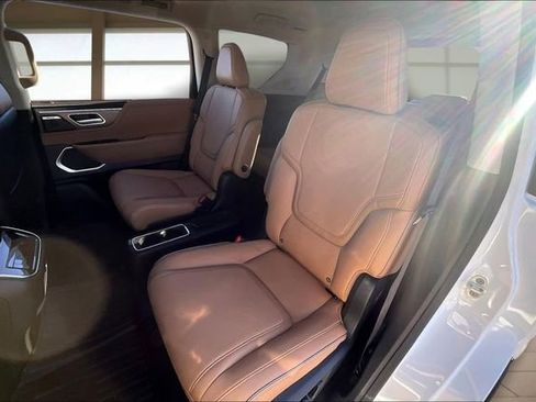 New 2026 INFINITI QX80 Luxe image 26