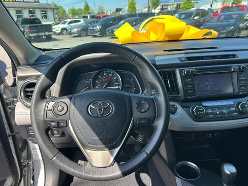 Used 2013 Toyota RAV4 Limited FWD image 24