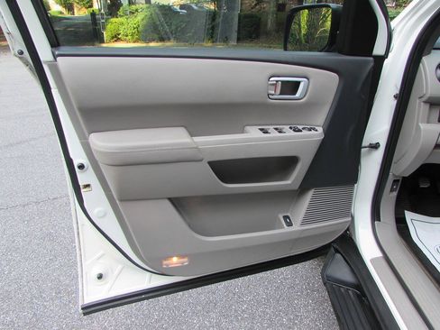 Used 2015 Honda Pilot EX-L image 11