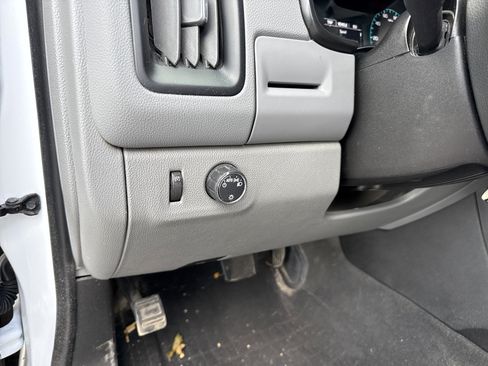 Used 2022 GMC Canyon Elevation Standard w/ Convenience Package image 28