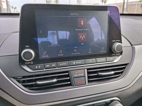 Used 2023 Nissan Altima 2.5 SR image 17