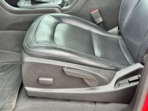 Used 2019 Chevrolet Colorado W/T w/ Custom Special Edition RWD image 18