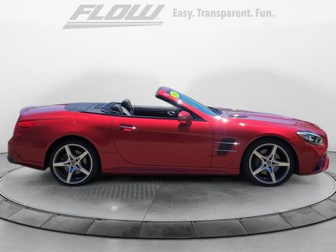 Used 2017 Mercedes-Benz SL 550 image 8