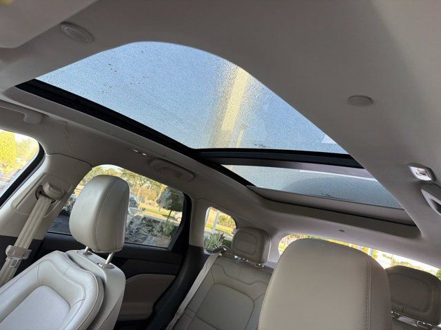 Used 2022 Lincoln Corsair Reserve FWD image 31