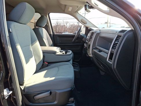 Used 2019 RAM 1500 Tradesman w/ Chrome Plus Package image 13