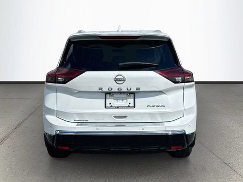 Certified 2024 Nissan Rogue Platinum w/ Platinum Premium Package FWD image 28