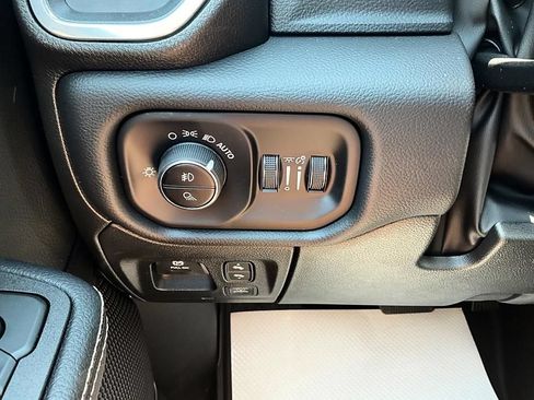 New 2026 RAM 1500 Laramie w/ Laramie Preferred Package AWD/4WD image 16