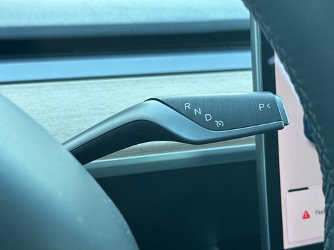 Used 2018 Tesla Model 3 Long Range image 21