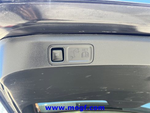 Certified 2024 Ford Expedition Max Limited image 27