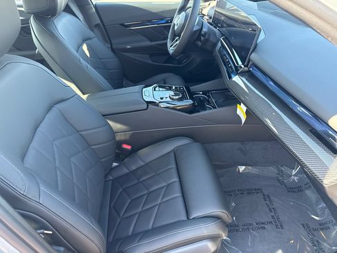 New 2026 BMW i5 AWD/4WD image 13