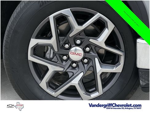 Used 2024 GMC Sierra 1500 SLT RWD image 10