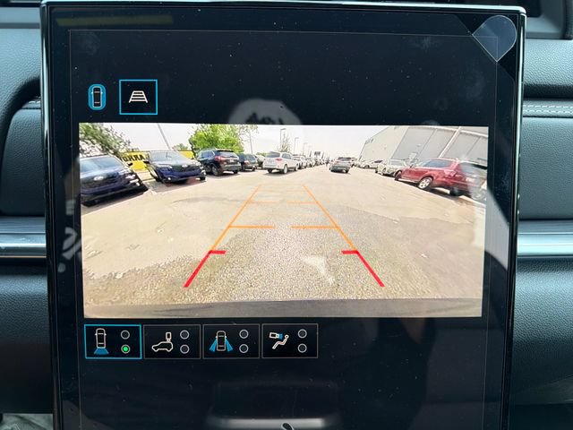 New 2027 GMC Terrain Elevation w/ Elevation Premium Package FWD image 13