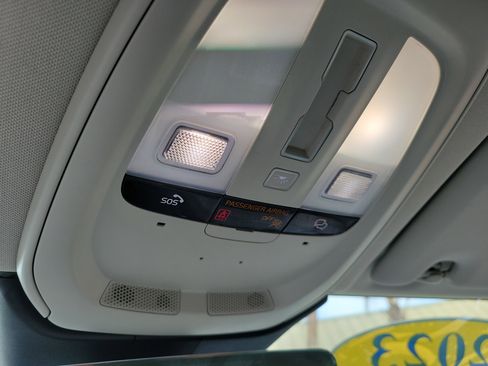 Used 2023 Volvo XC60 B5 Plus w/ Climate Package image 20