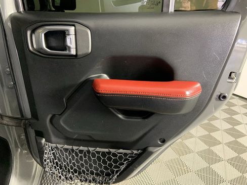 Used 2019 Jeep Wrangler Unlimited Rubicon image 24