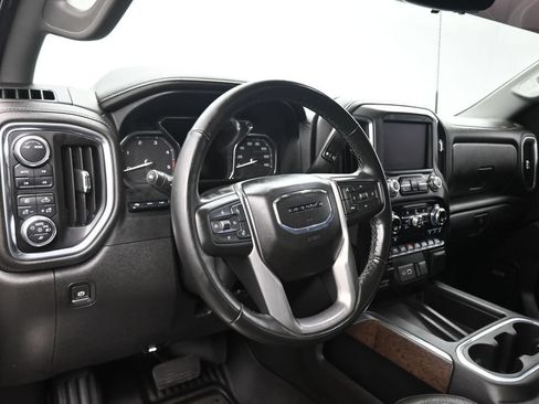 Used 2023 GMC Sierra 2500 Denali w/ Denali Black Diamond Edition AWD/4WD image 14
