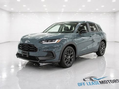 Used 2025 Honda HR-V Sport image 1