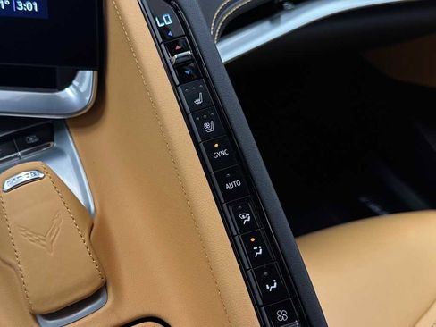 Used 2022 Chevrolet Corvette Stingray Preferred Conv w/ 2LT image 30