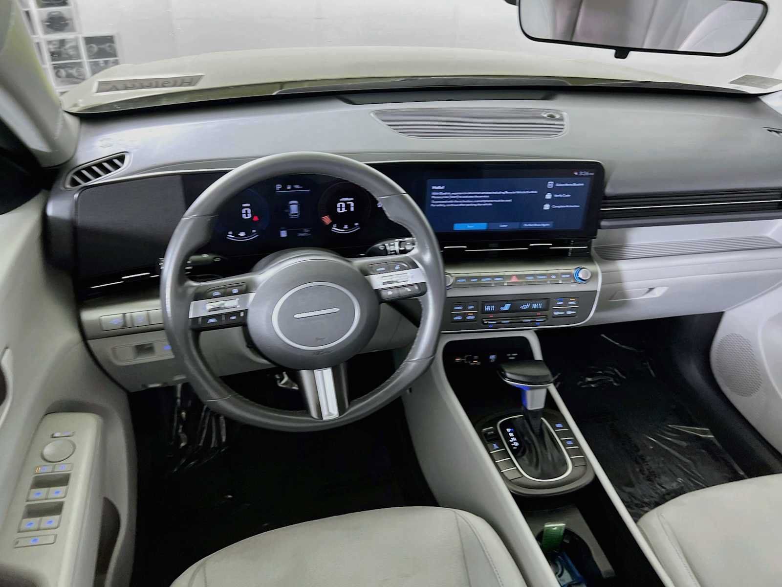Certified 2024 Hyundai Kona SEL AWD/4WD image 22