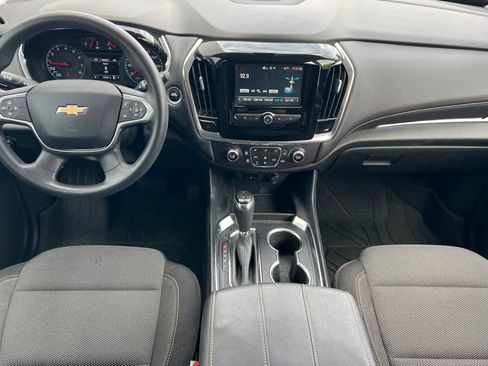 Used 2018 Chevrolet Traverse LS image 4