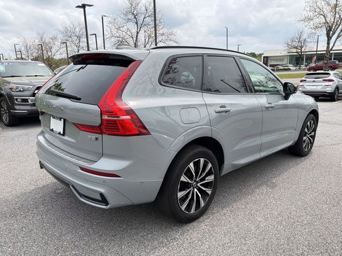 Used 2024 Volvo XC60 B5 Plus w/ Protection Package Premier image 9
