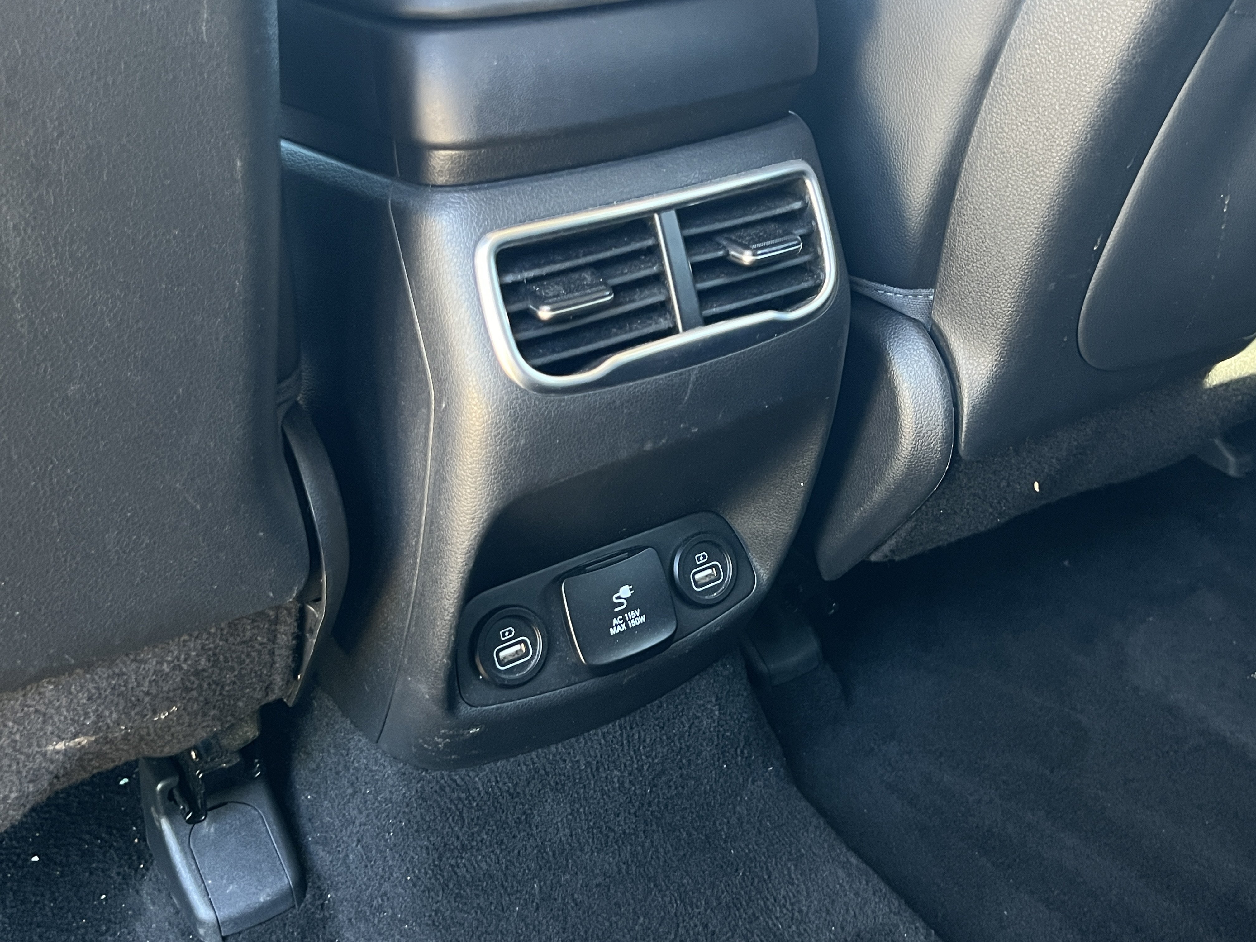 Used 2021 Hyundai Santa Fe Limited FWD image 30
