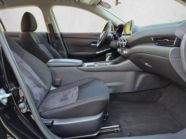 Used 2025 Nissan Sentra SR FWD image 19